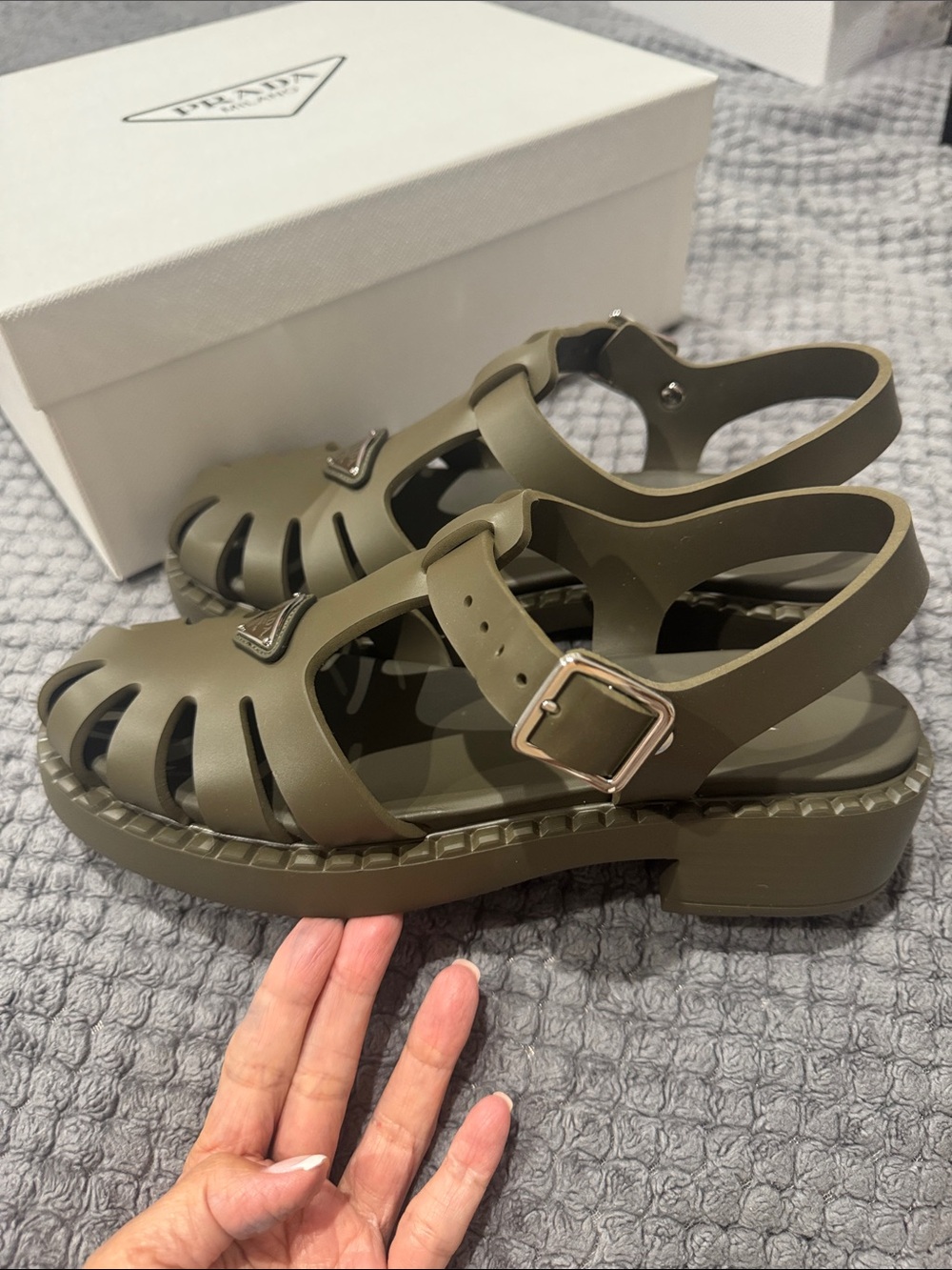 PRADA Olive Green Jelly Sandals with Logo Triangle - Picture 7 of 10